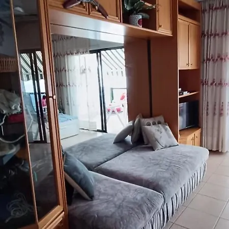 Ladybug Ocean View Apartmán *