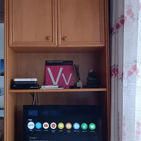 Ladybug Ocean View アパート